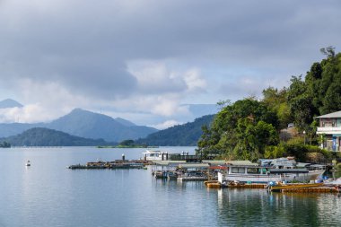 Nantou, Tayvan 19 Ekim 2022: Tayvan 'daki Güneş Ay Gölü rıhtımı