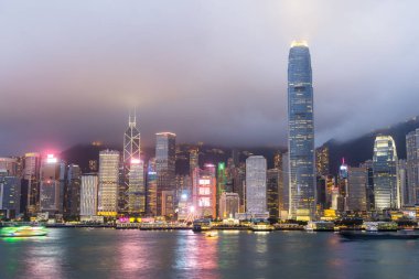 Hong Kong 27 Nisan 2024: Geceleyin Hong Kong