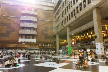 Tayvan 25 Temmuz 2023: Taipei ana istasyonunun içi