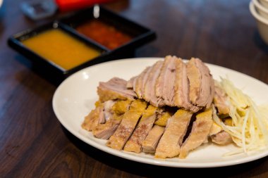 Çin lokantasında bir kaz dilimi