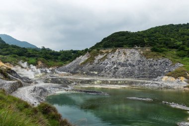 Tayvan 'ın Yangmingshan Milli Parkı' ndaki Huangxi sıcak bahar dinlenme alanı.
