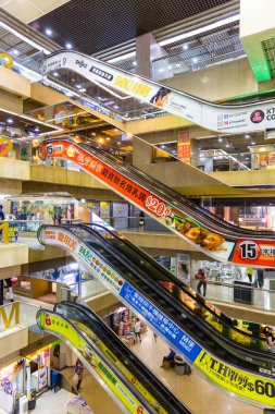 Hong Kong 30 Mart 2024: Kwun Tong Plaza Hong Kong