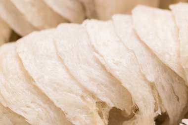 Ham Kuş Yuvası Yığını Yaklaş