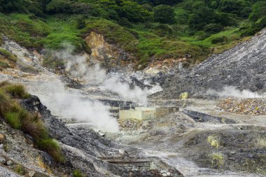 Tayvan 'ın Yangmingshan Milli Parkı' ndaki Huangxi sıcak bahar dinlenme alanı.