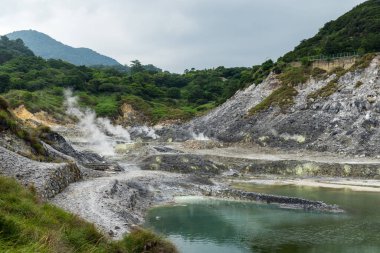 Tayvan 'ın Yangmingshan Milli Parkı' ndaki Huangxi sıcak bahar dinlenme alanı.