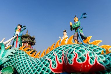 Tayvan 31 Ocak 2024: Kaohsiung Dragon ve Tayvan 'daki Tiger Pagodas Tapınağı