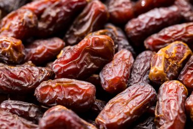 Kurutulmuş çiğ organik karışım hurma meyvesi