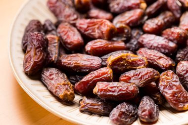 Kurutulmuş organik meyve suyu.