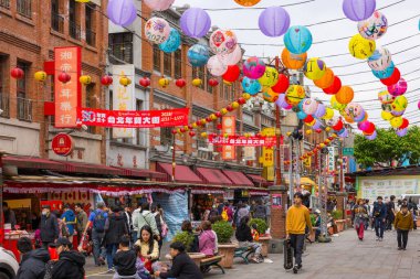 Taipei, Tayvan 22 Ocak 2025: Çin 'in Taipei şehrinde Dihua Caddesi