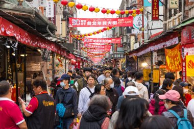 Taipei, Tayvan 22 Ocak 2025: Çin 'in Taipei şehrinde Dihua Caddesi