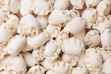 Geleneksel Çin köfteleri özenle hazırlandı.