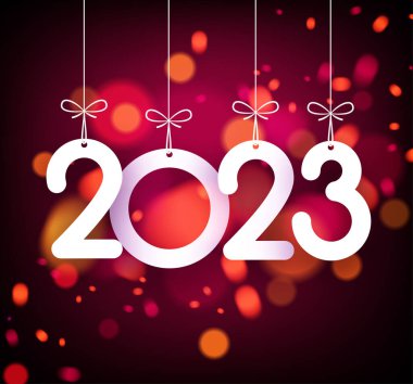 Kırmızı bokeh arkaplanda 2023 kağıt levhası asılıyor.