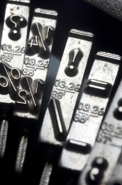 Κλείσιμο Παλιών Κλειδιών Γραφομηχανής Εποχής Για Διάφορες Έννοιες — Φωτογραφία Αρχείου