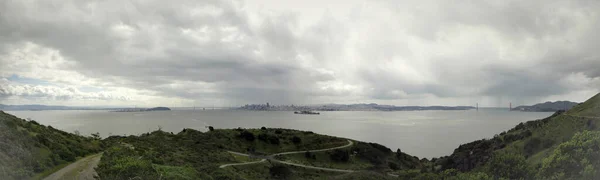 Winden Wegen Door Angel Island San Francisco Bay Met Alcatraz — Stockfoto
