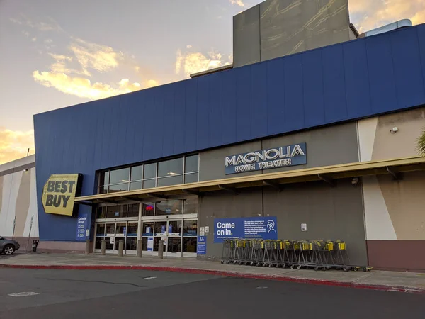 Honolulu 2020 Best Buy Store Sign Entrance Sunset Covid Sign — 스톡 사진