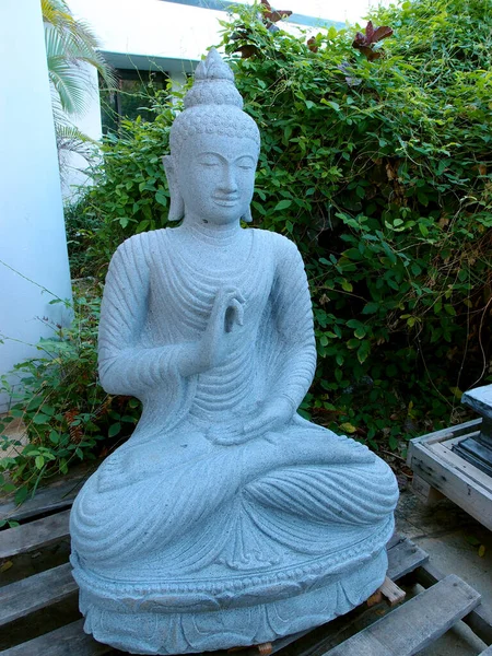 Honolulu Hawaii Novembre 2013 Statua Del Buddha Seduto All Asta — Foto Stock