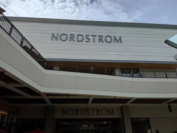 Honolulu August 2019 Semnul Magazinului Nordstrom Ala Moana Center Nordstrom — Fotografie, imagine de stoc
