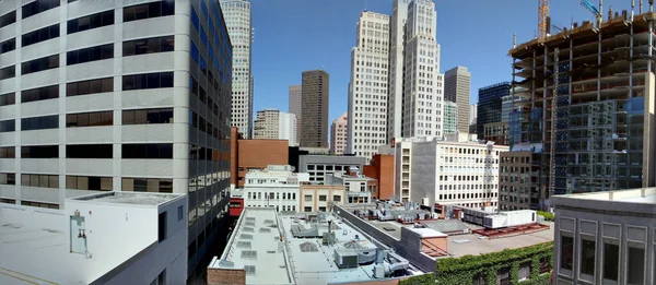 2009年 平成21年 5月9日サンフランシスコ中心街に建築中のビル 高層ビル ビルの上 — ストック写真