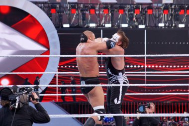 Santa Clara, Kaliforniya - 29 Mart 2015 WrestleMania 31 'de, Levi' s Stadyumu 'nda, Triple H ve Sting ringde karşılaştıkları maçta kilitlendiler..