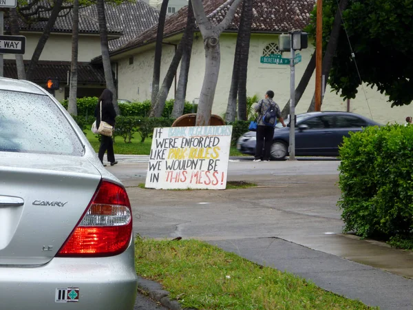 Honolulu April 2012 Διαμαρτυρία Sign Saying Τραπεζικοί Κανονισμοί Εφαρμόζονταν Όπως — Φωτογραφία Αρχείου