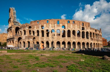 Roma, İtalya 'daki Roma Kolezyumu. Dünyanın en büyük gladyatör sahası..