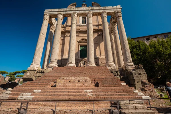 Římské Fórum Oblouky Sloupy Římě Itálie Staré Ruiny Historických Památek Stock Obrázky