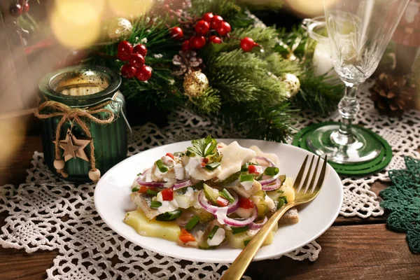 Haring Salade Met Appel Aardappel Augurken Rode Bieslook Zure Room — Stockfoto