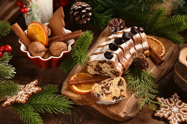 Sliced Stollen Cake Wooden Board Christmas Rustic Style Table — Stock Photo, Image