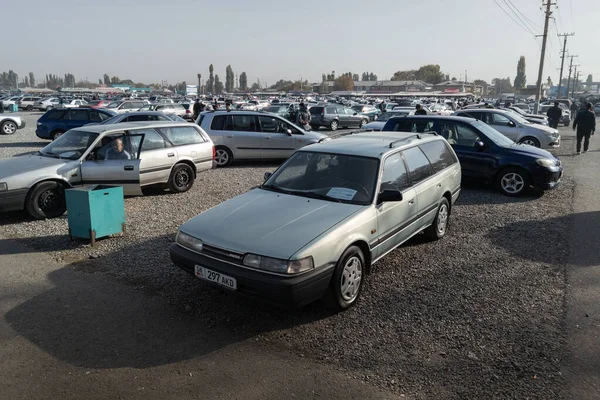 Рынок Подержанных Автомобилей Riom Auto Бишкеке Кыргызстан Октября 2022 Года — стоковое фото