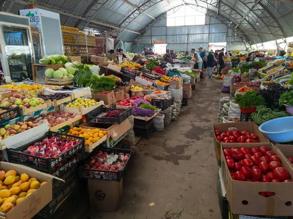 Рынок Овощей Ангаре Чолпон Ате Кыргызстан Июля 2023 Года — стоковое фото