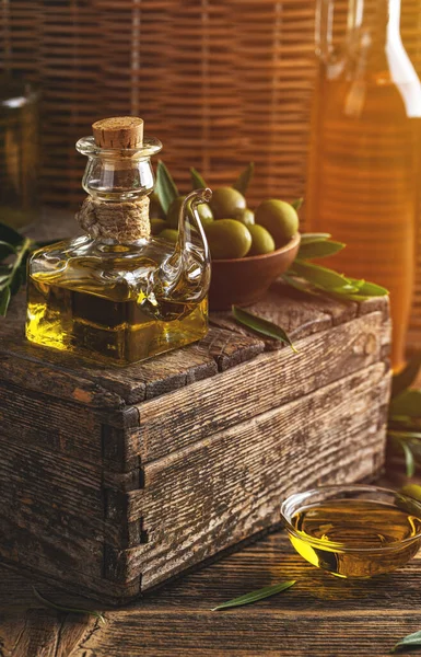 Olive Appena Raccolte Bacche Olio Spremuto Nature Morte — Foto Stock