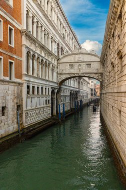 Görünümünü Bridge of Sighs (Ponte dei Sospiri) Venedik, İtalya