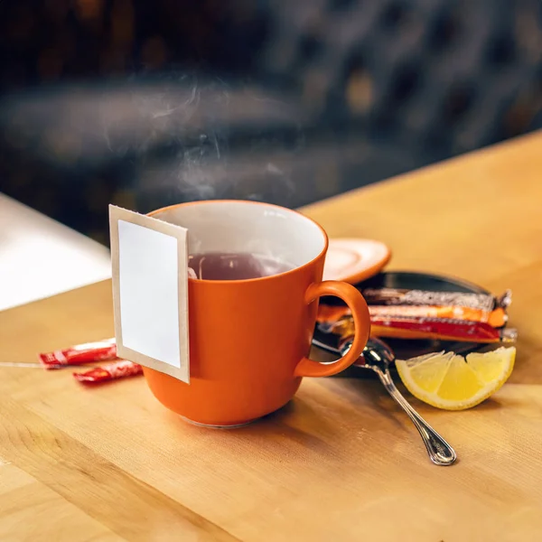 Керамічна Чашка Мішком Чаю Подається Барній Стіл Медом Лимоном Ліцензійні Стокові Зображення