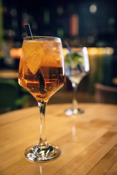 Aperol Spritz Cocktail Big Wine Glass Orange Slices Summer Italian — Stock Photo, Image