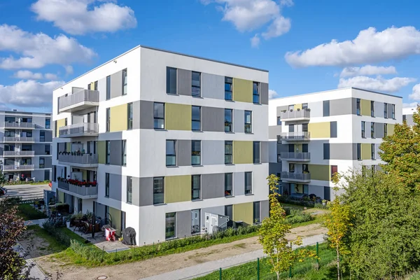 Área Desenvolvimento Moradias Com Novos Prédios Apartamentos Vistos Berlim Alemanha Imagens De Bancos De Imagens