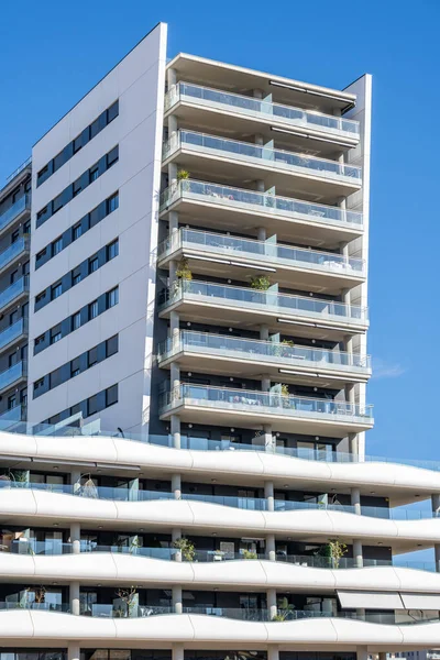 Edifício Apartamentos Moderno Visto Badalona Espanha — Fotografia de Stock