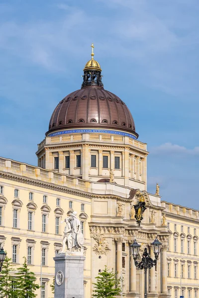 Kupolen Det Rekonstruerade City Palace Berlin Solig Dag — Stockfoto