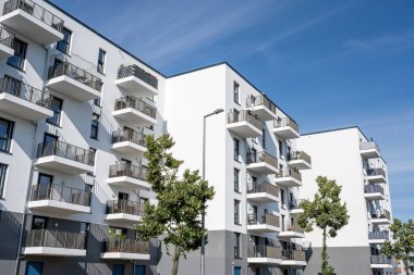 Berlin, Almanya 'da yeni beyaz apartmanlar görüldü