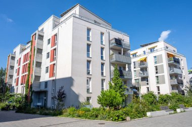 Berlin, Almanya 'da bir konut geliştirme bölgesinde apartmanlar