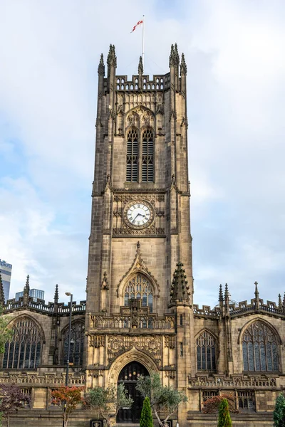 Manchester Katedrali, Birleşik Krallık