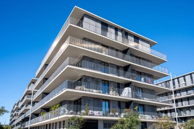 Modern gri apartmanlar Barselona, İspanya 'da görüldü