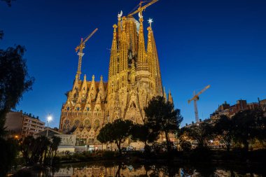 Barcelona 'daki ünlü Sagrada Familia Kilisesi' nin İsa 'nın Doğuş Cephesi