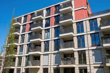 Berlin, Almanya 'da yeni bir apartman binası görüldü