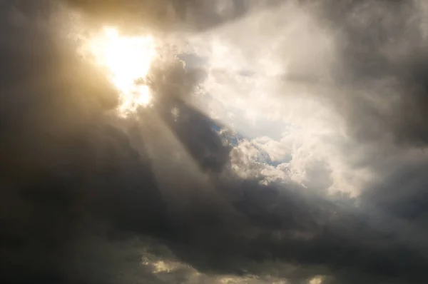 Sunbeams Black Storm Clouds — Stock Photo, Image