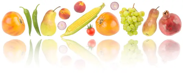 Frutas Legumes Deliciosos Com Reflexão Leve Isolado Fundo Branco — Fotografia de Stock