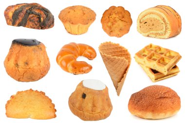 Beyaz arka planda izole edilmiş tatlı ve lezzetli kahvaltı ürünleri..