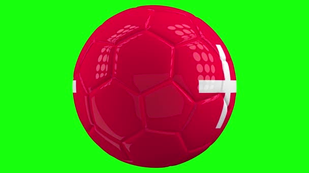 Реалистичный Изолированный Вращающийся Футбольный Мяч Флагом Дании Фоне Зеленого Экрана — стоковое видео