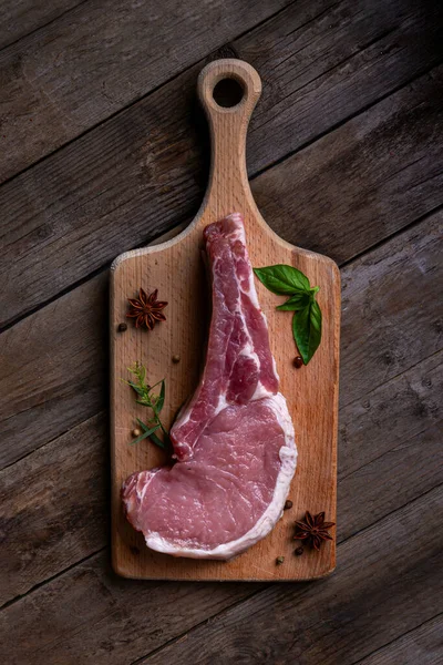Indulge Rustic Charm Raw Piece Pork Loin Wooden Board Mouthwatering — Stock Photo, Image