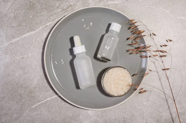 Zelfgemaakte Verzorging Cosmetica Van Rijst Water Voor Gezicht Haar Eco — Stockfoto