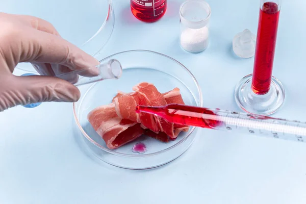 Cultured Meat Bacon Glass Petri Dish Laboratory Studies Artificial Meat — Stock Photo, Image